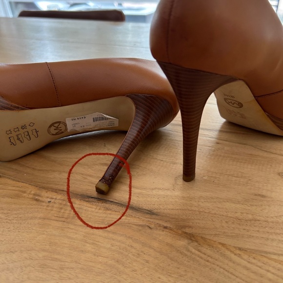 COPY - michael kors ionna pumps - Picture 8 of 8